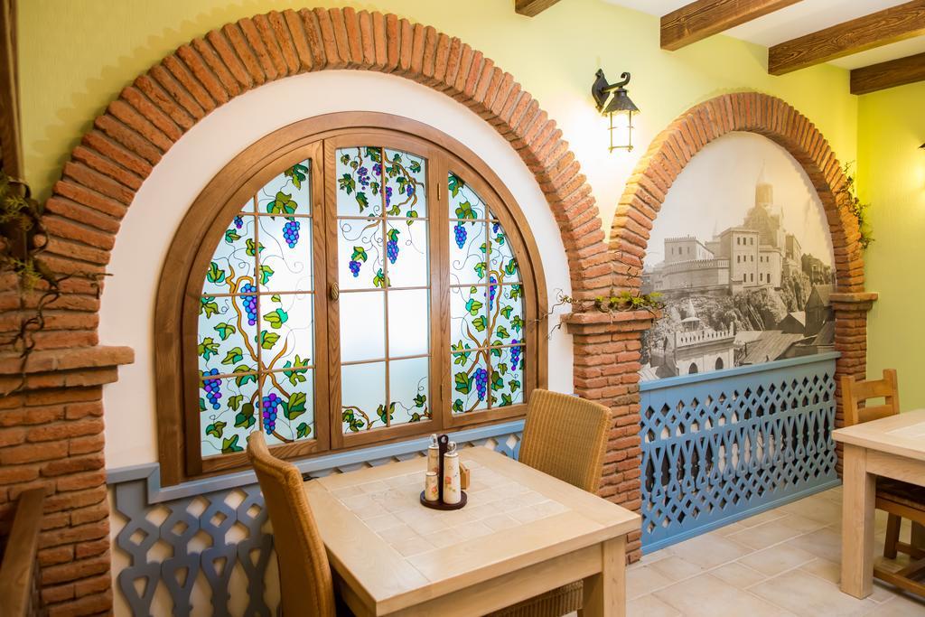 Metekhi'S Galavani Hotel Tbilisi Bagian luar foto