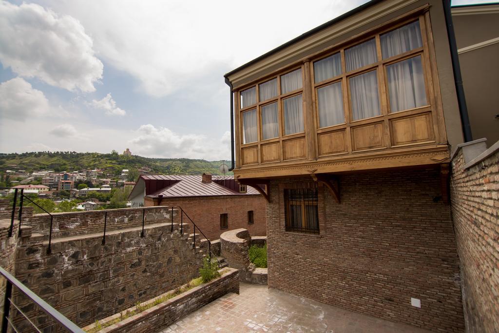 Metekhi'S Galavani Hotel Tbilisi Bagian luar foto