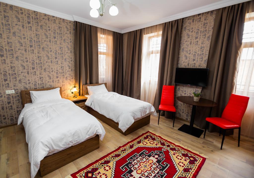 Metekhi'S Galavani Hotel Tbilisi Ruang foto