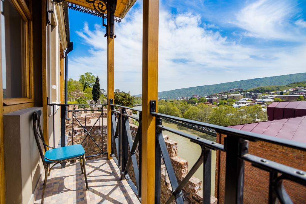 Metekhi'S Galavani Hotel Tbilisi Bagian luar foto